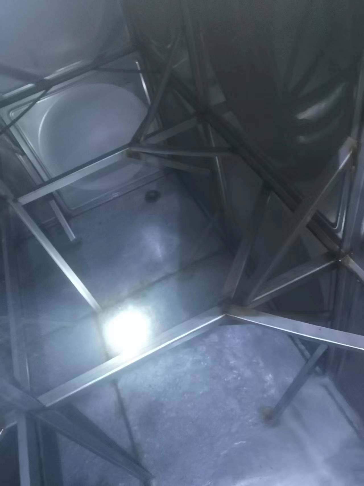 上海楊浦區中原路清洗水箱公司